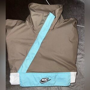 Size XS Nike Women's Icon Clash Woven Anorak Windbreaker Jacket